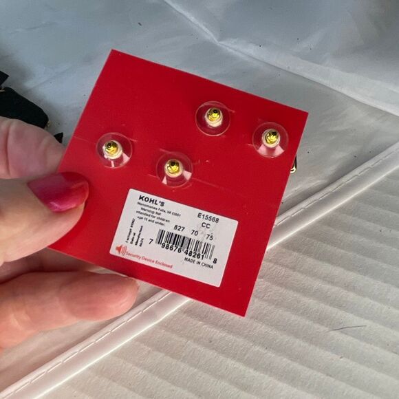 NWT Christmas Holiday pierced earrings lot - Picture 5 of 7